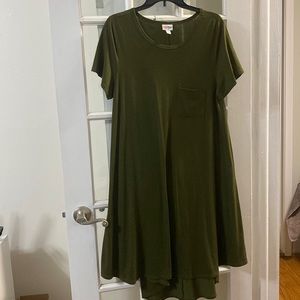 Lularoe Carly dress play condition (lots of pilling) size L. Olive green
